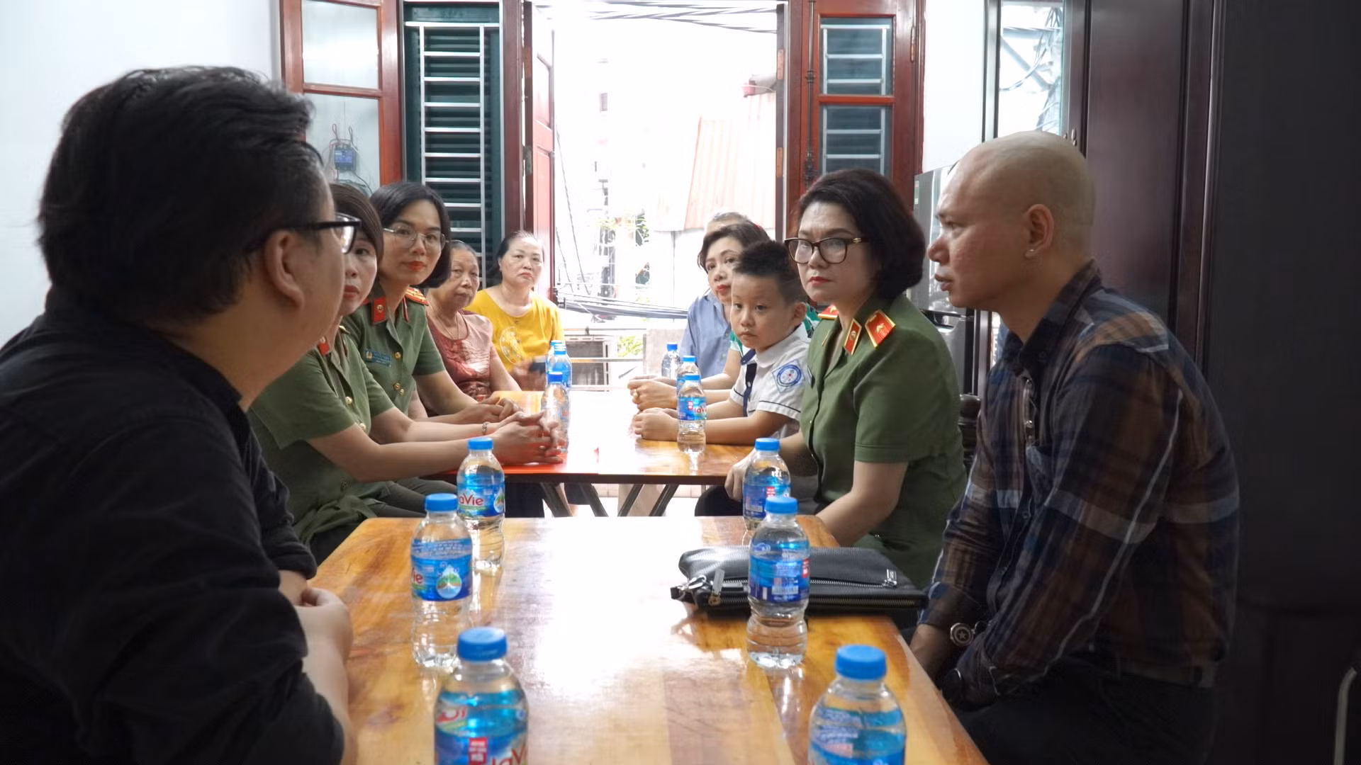 Đỡ đầu học sinh mồ côi ngay đầu năm học mới -0