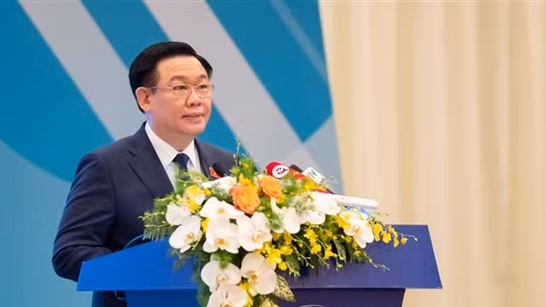 Thúc đẩy phát triển bền vững thông qua chuyển đổi số và đổi mới sáng tạo