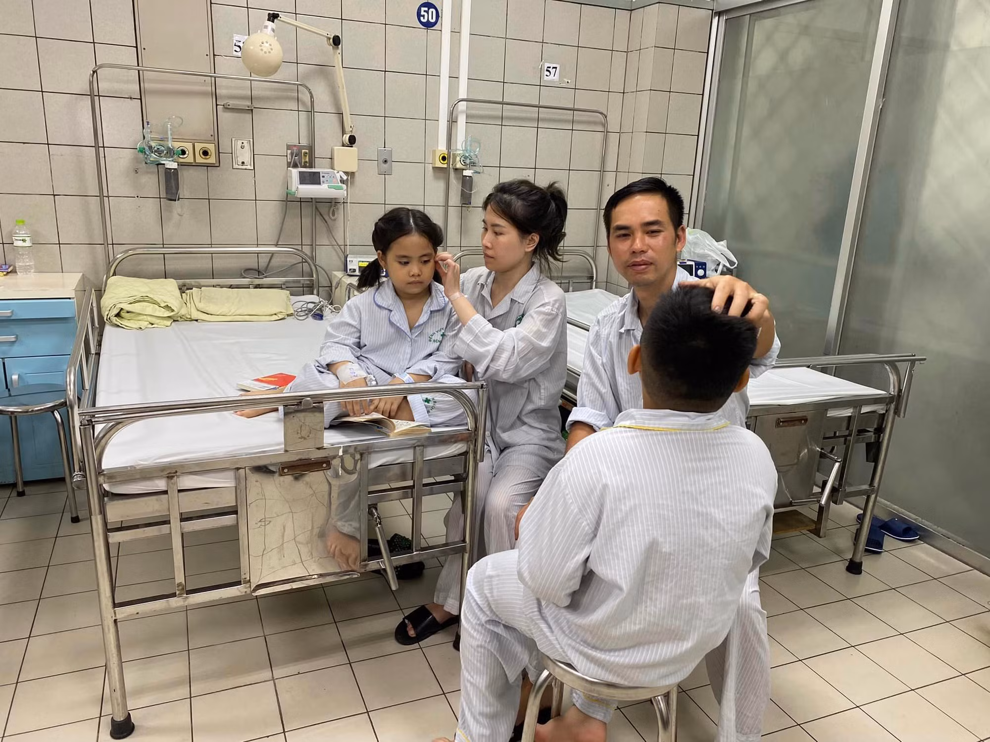 Vụ cháy chung cư mini: Những kỹ năng thoát nạn trong giây phút sinh - tử -0