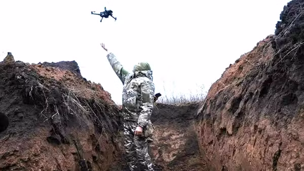 UAV và cuộc chiến kiến – voi