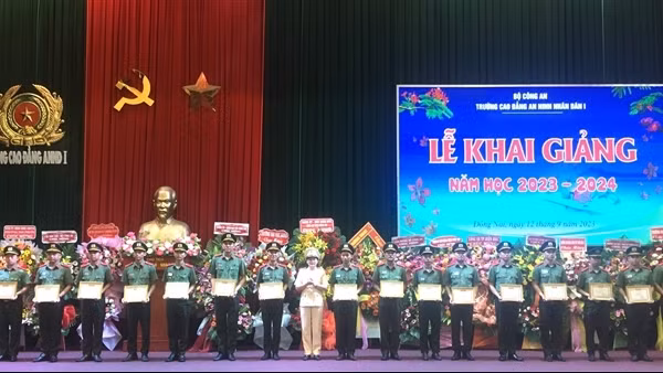 Nâng cao chất lượng giáo dục, đào tạo CAND theo hướng hiện đại hoá