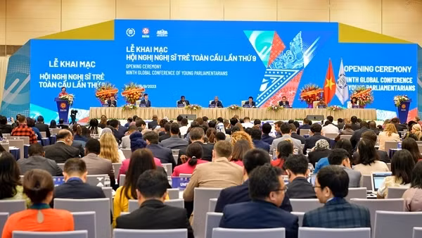 Việt Nam đã có những bước tiến đáng kể trong nhiều lĩnh vực, đặc biệt là công nghệ số