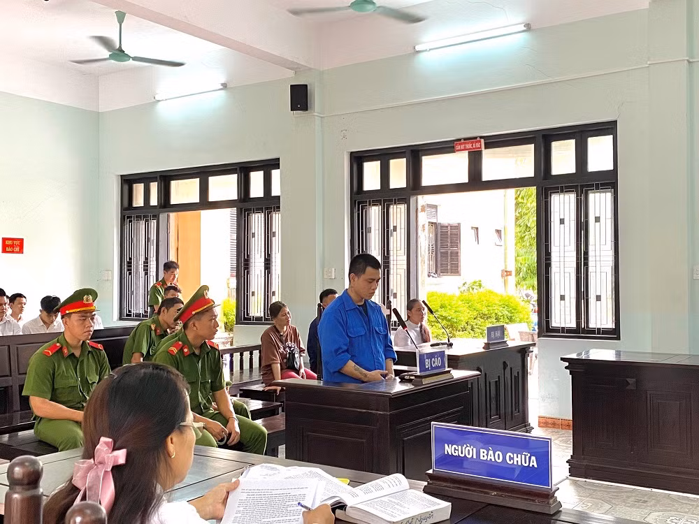 Xin tiền mua thuốc hút không cho, con trai ra tay sát hại mẹ ruột -0