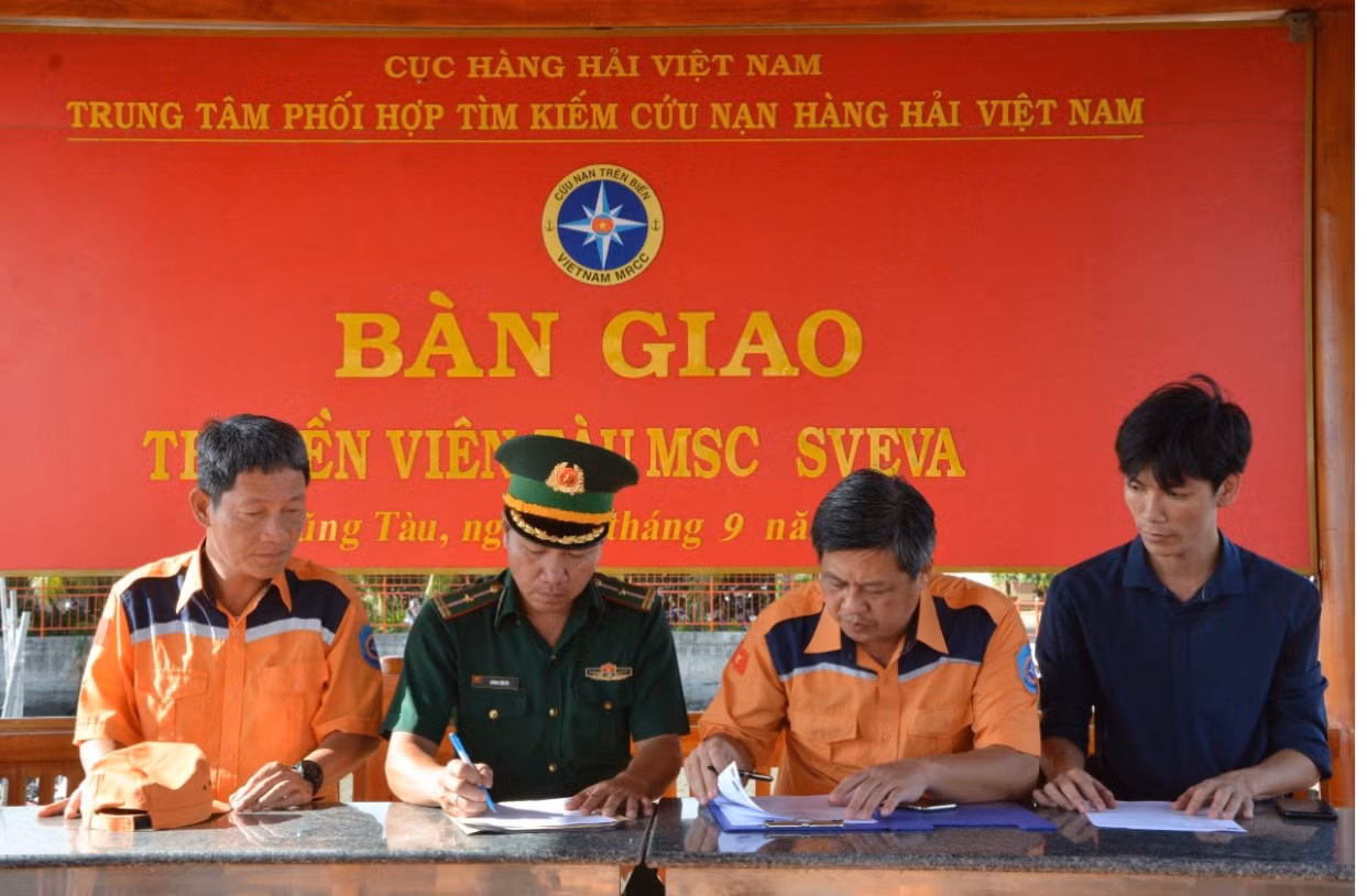 Cứu nạn kịp thời thuyền viên người nước ngoài bị tai nạn trên vùng biển Vũng Tàu -0