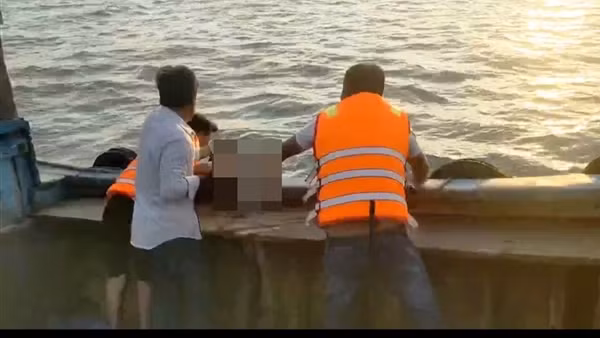 Tìm thấy thi thể nạn nhân bị đuối nước, mất tích 2 ngày khi tắm biển
