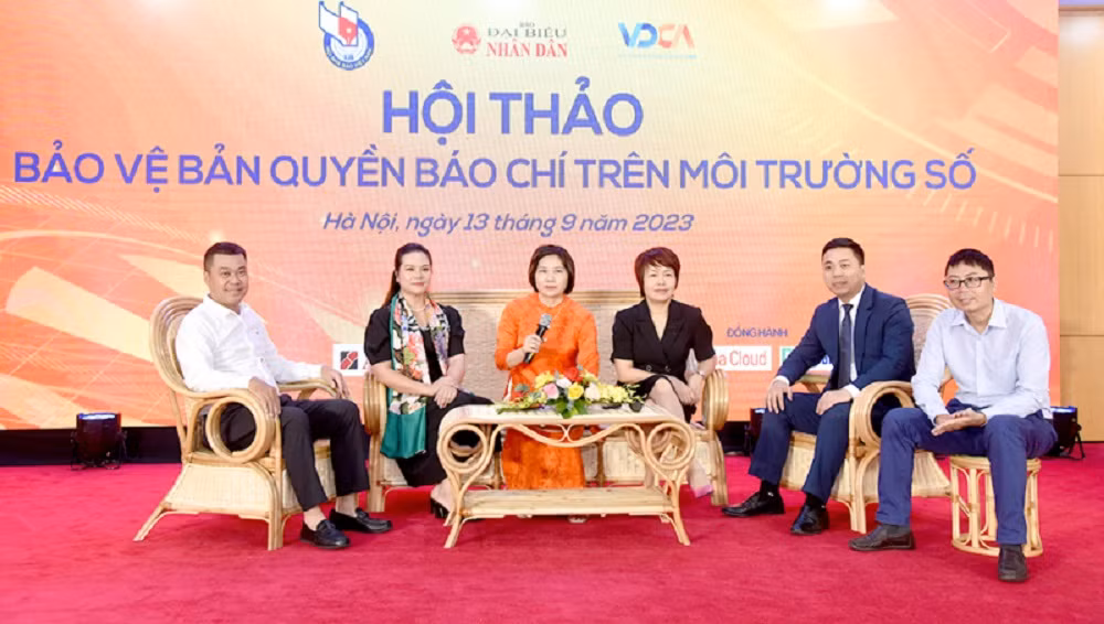 Cần sớm thành lập Trung tâm bảo vệ bản quyền báo chí -0