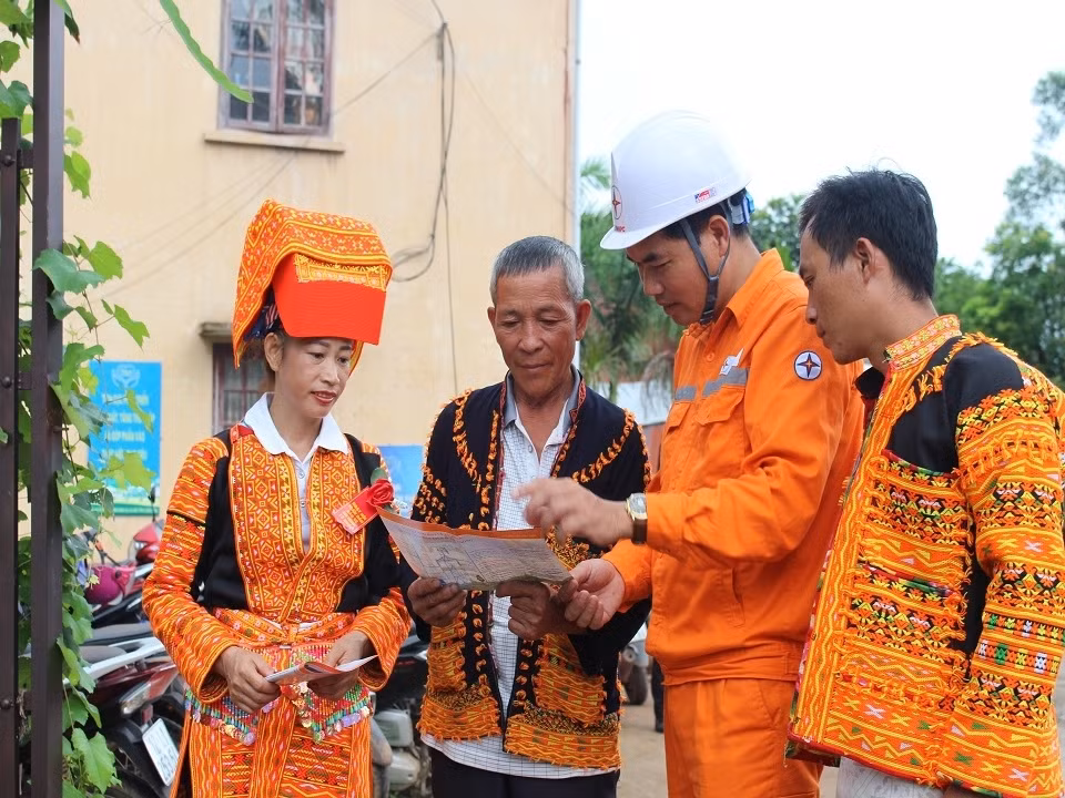 Đẩy mạnh tuyên truyền an toàn điện đến người dân -0