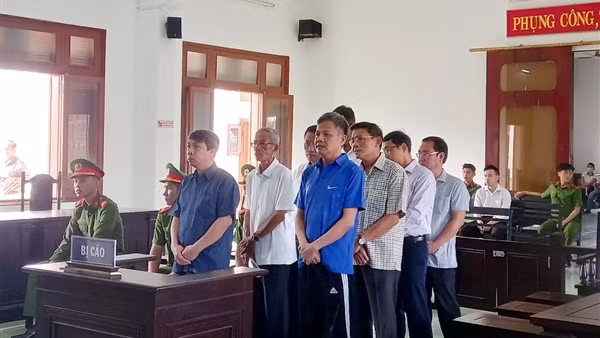 Cho vay vốn trái quy định, Giám đốc một ngân hàng lãnh án