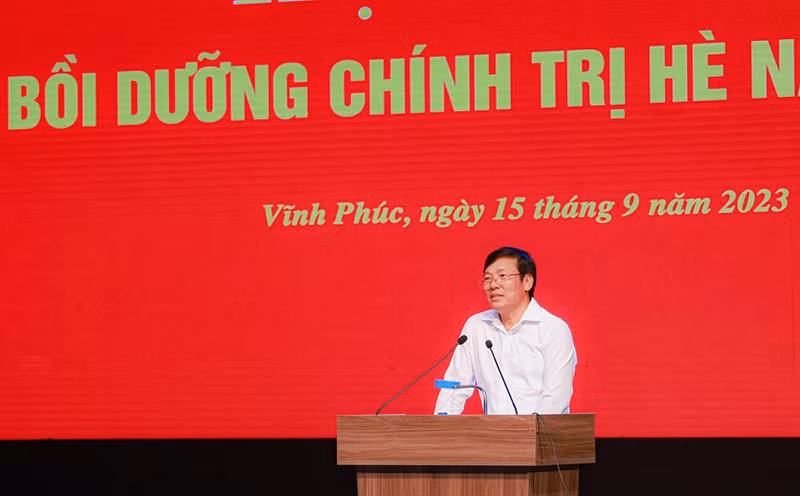 Vĩnh Phúc tạo môi trường thuận lợi để các cán bộ quản lý, giáo viên hoàn thành tốt nhiệm vụ -0