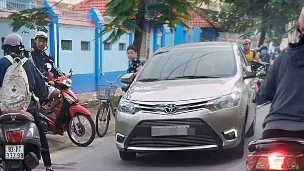 Sóc Trăng phát động phong trào phát hiện, phản ánh vi phạm TTATGT