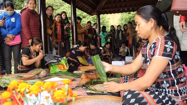 Đồng bào dân tộc thiểu số ở Thừa Thiên Huế vươn lên thoát nghèo