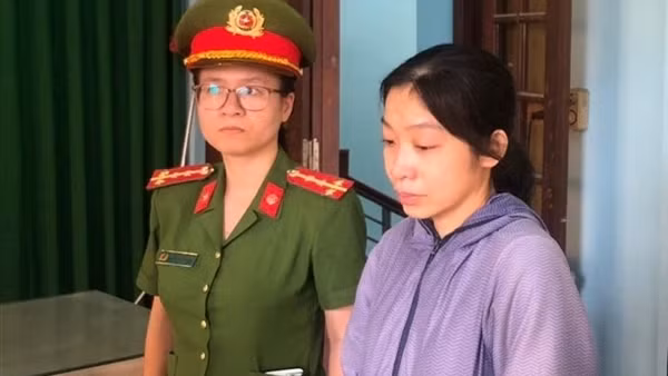 Bắt giam cựu nhân viên ngân hàng lừa đảo chiếm đoạt nhiều tỷ đồng
