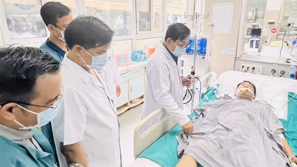Vụ cháy chung cư mini: Thành lập Tổ công tác đặc biệt để cứu chữa bệnh nhân