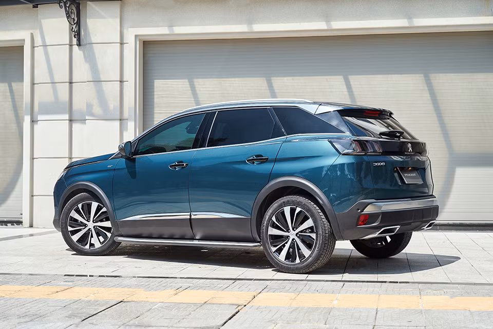 Peugeot Việt Nam triển khai giá ưu đãi mới chỉ 749 triệu đồng&nbsp;cho bộ 3 SUV cao cấp -0