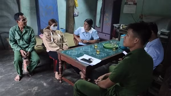 Công an xã giải cứu nhiều phụ nữ bị đưa ra nước ngoài