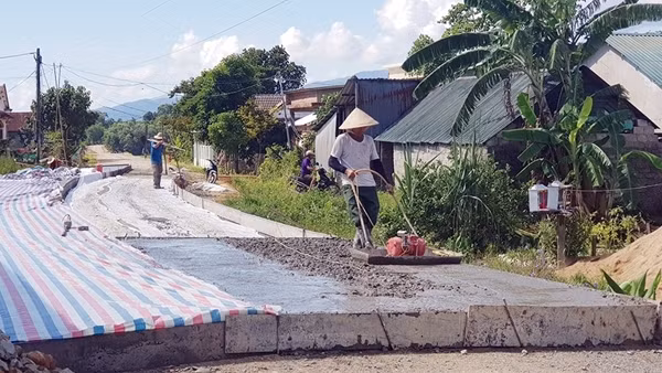 Lan tỏa nghĩa cử hiến đất làm đường, xây trường trong đồng bào dân tộc thiểu số