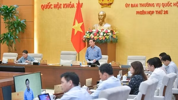 Kiến nghị tập trung giám sát lĩnh vực trật tự, an toàn giao thông đường bộ