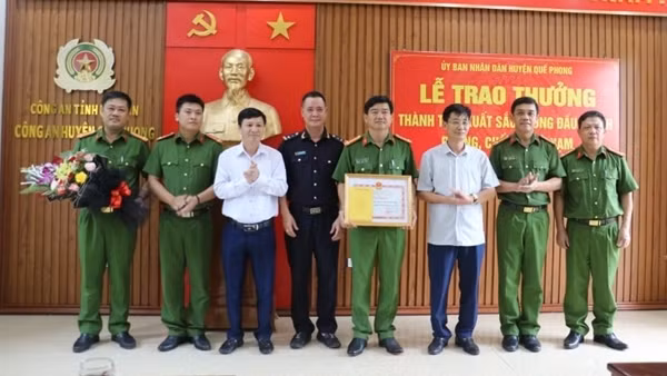 Nhiều giải pháp để giữ xã biên giới sạch về ma tuý