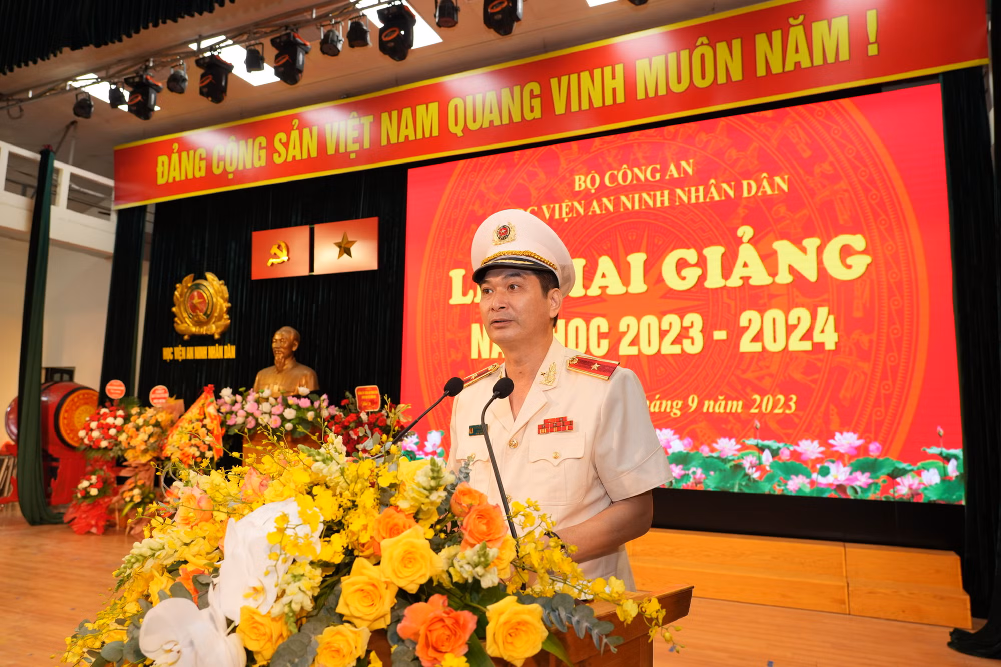 Hướng tới xây dựng Học viện ANND theo mô hình 