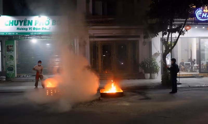 Nhiều tổ liên gia an toàn PCCC tổ chức thực tập phương án chữa cháy -0