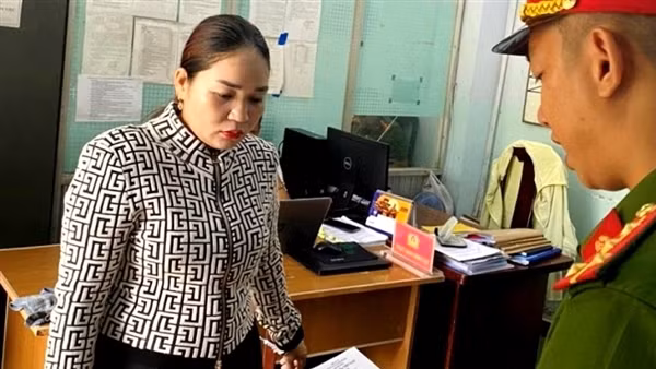 “Cô đồng” lừa giải hạn chiếm đoạt hàng trăm triệu đồng