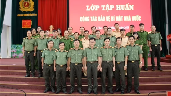 Tập huấn nâng cao ý thức và kĩ năng bảo vệ bí mật nhà nước