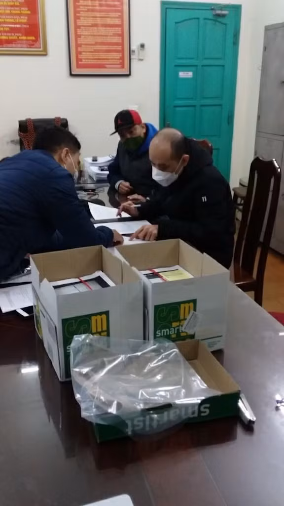 Bắt giữ đối tượng người nước ngoài giả mạo tin nhắn thương hiệu -0