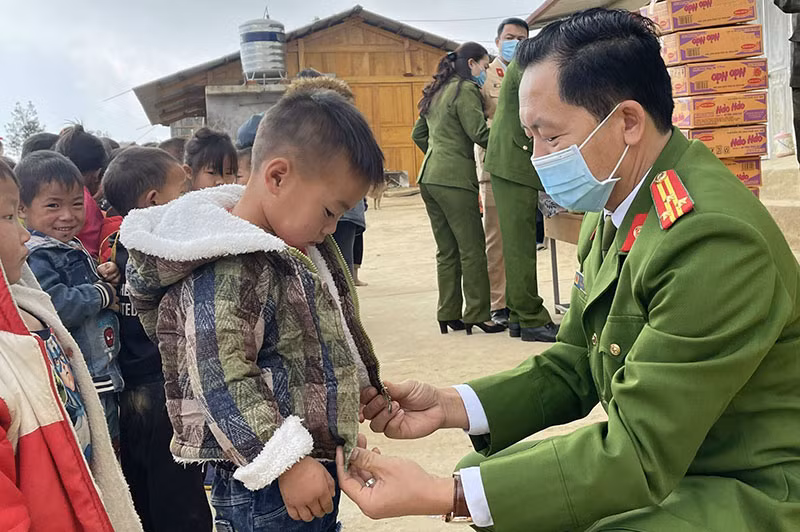 Đến vùng cao Háng Đồng ăn Tết -2