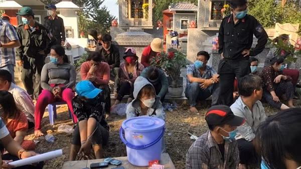 Phá hàng loạt sòng bạc quy mô lớn vùng giáp biên ảnh 3