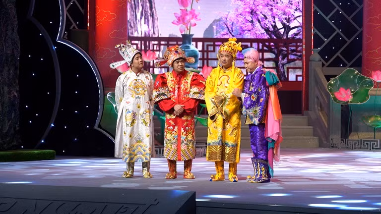 Táo Quân 2022 “điểm tên” bán chui chứng khoán, bất ổn bất động sản, tiền điện tử… -0