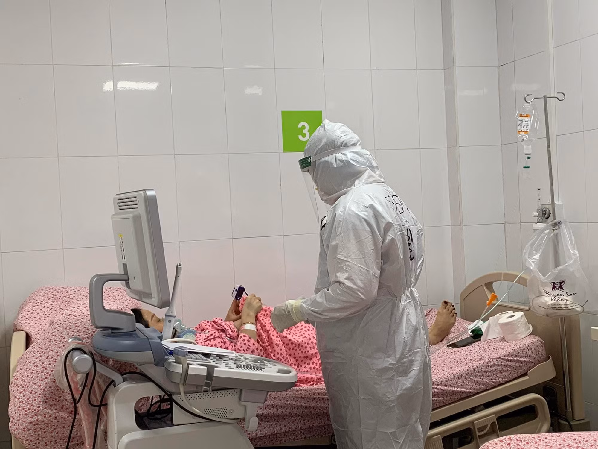 Hà Nội có hơn 70,8 nghìn F0 đang điều trị -0