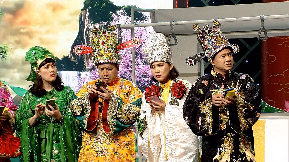 Táo Quân 2022 “điểm tên” bán chui chứng khoán, bất ổn bất động sản, tiền điện tử… -0