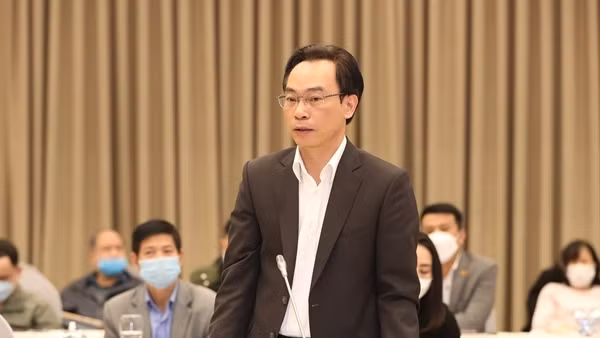 Học sinh Hà Nội trở lại trường sau nhiều tháng học online ảnh 10