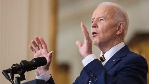 Năm đầu tiên vất vả của ông Biden ảnh 2