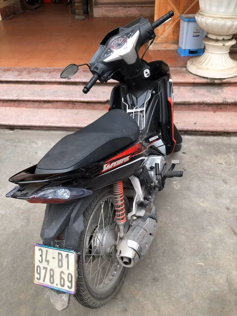 Cướp tiền của kế toán doanh nghiệp khi vừa ra khỏi ngân hàng -0