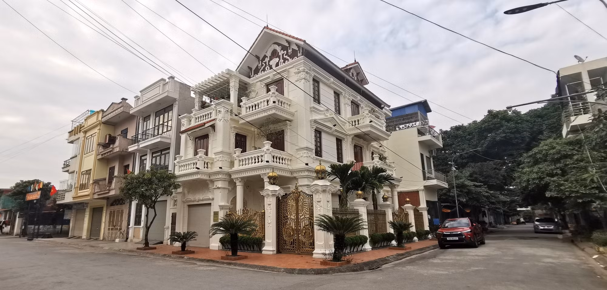 Mua nhà ở cả chục năm vẫn chưa được sở hữu hợp pháp -0