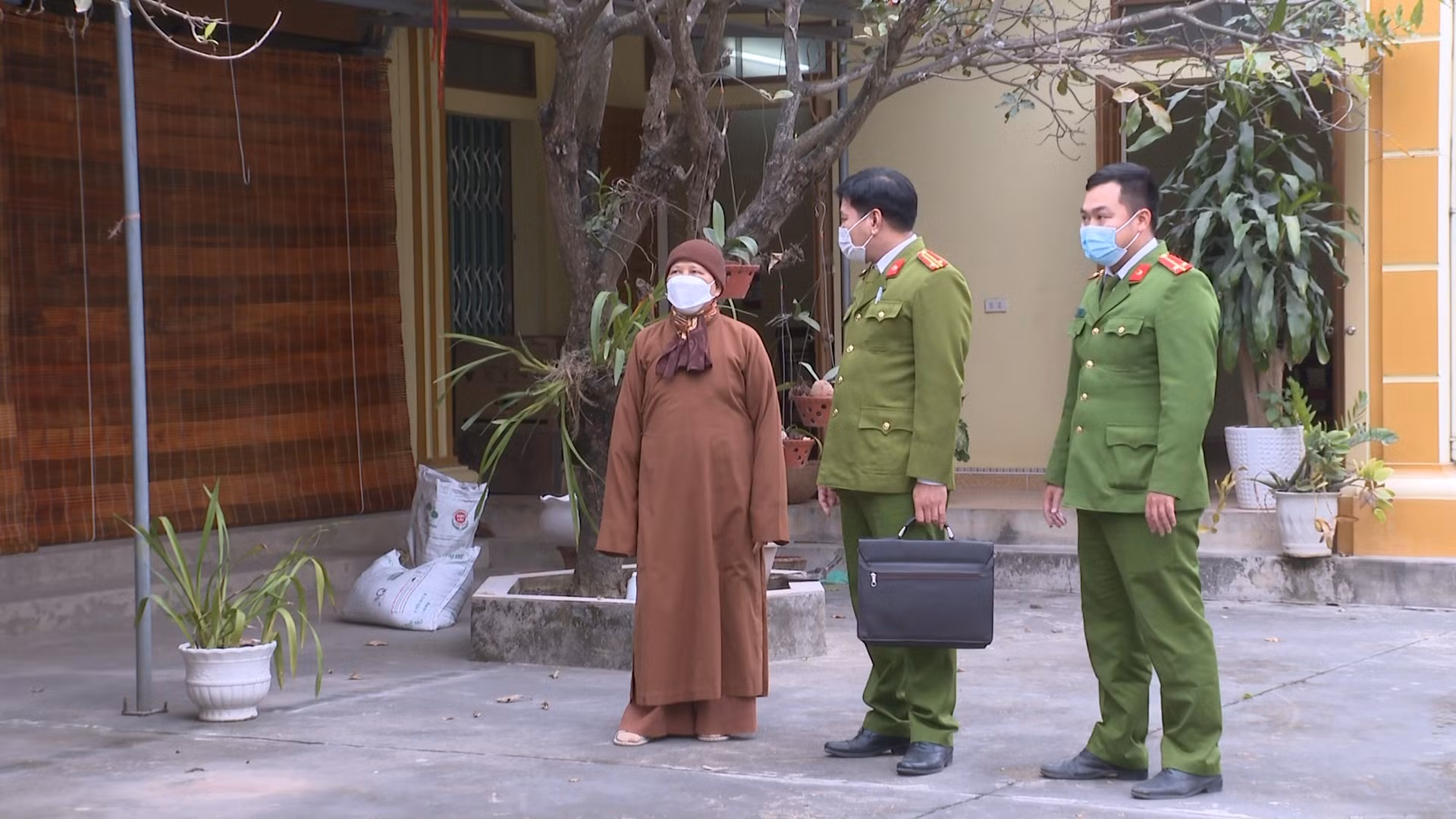 Hiệu quả từ những mô hình bảo vệ an ninh Tổ quốc trong đồng bào các tôn giáo ở Ninh Bình -0