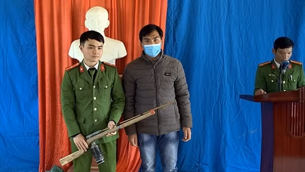 "Pháo đài bình yên" ngay chính từ thôn, bản