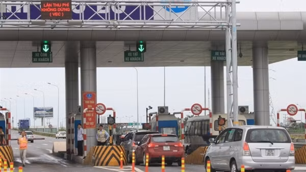 Yêu cầu khắc phục lỗi thu phí không dừng tuyến cao tốc Cầu Giẽ - Ninh Bình ảnh 1