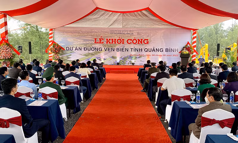 Khởi công đường ven biển Quảng Bình có tổng mức đầu tư 2.200 tỷ đồng -0