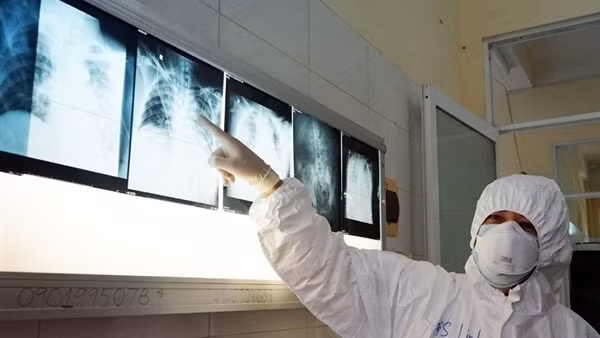 Bộ Y tế đề nghị các địa phương không cách ly người dân về quê đón Tết ảnh 2