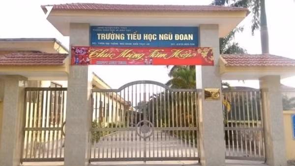 Đề nghị xem xét cho thôi việc giáo viên có học sinh bị đánh