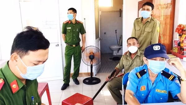 Chuyển biến từ phong trào "2 giữ về ANTT" ở Quảng Nam ảnh 2