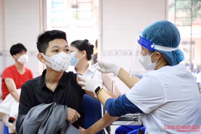 Đề xuất mua 21,9 triệu liều vaccine cho trẻ em -0
