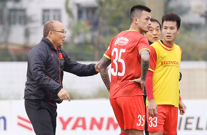Chờ đợi gì vào những thay đổi của ĐT Việt Nam? -0