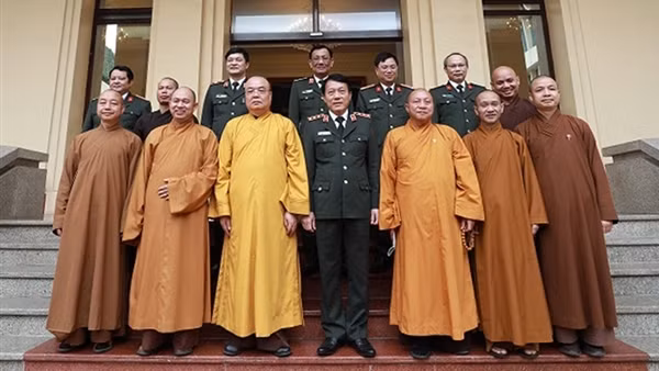 Hội đồng Trị sự Giáo hội Phật giáo Việt Nam thăm và chúc Tết Bộ Công an
