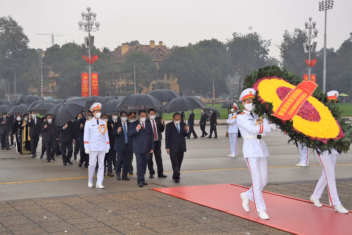 Lãnh đạo Đảng, Nhà nước vào Lăng viếng Chủ tịch Hồ Chí Minh * Đoàn Đảng ủy Công an Trung ương, Bộ Công an vào Lăng viếng Chủ tịch Hồ Chí Minh -0