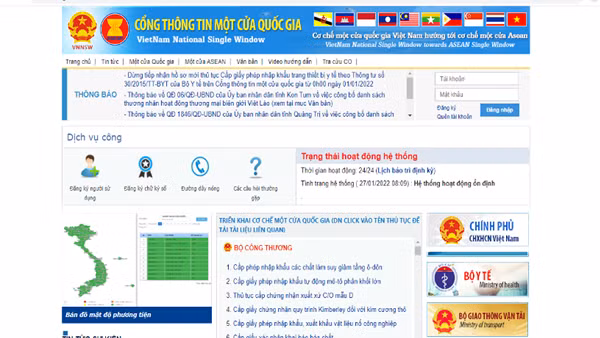 Hàng hoá ùn ứ tại cửa khẩu được giải tỏa ảnh 2