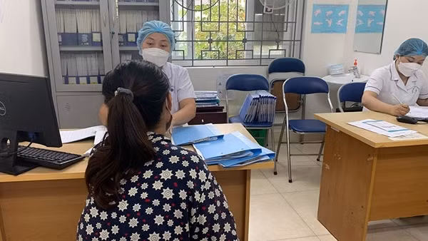 Hành trình sinh con “sạch” của những người nhiễm HIV