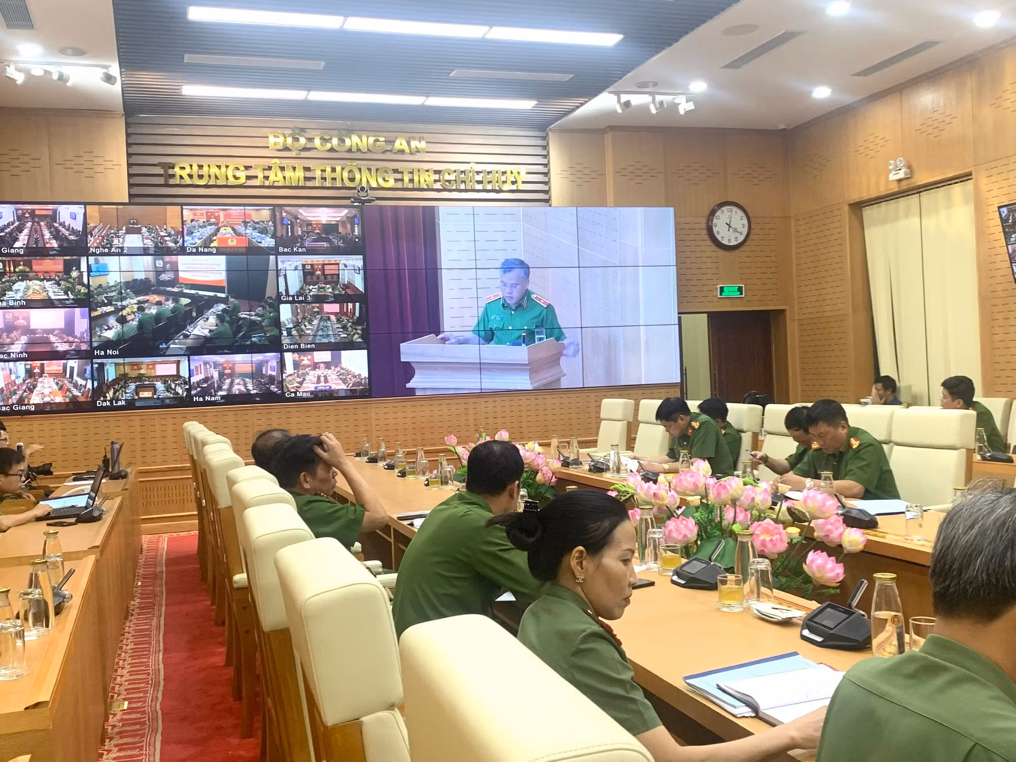 sơ kết 1 tháng triển khai Kế hoạch của Bộ Công an về tổng rà soát, kiểm tra an toàn PCCC trên toàn quốc -0